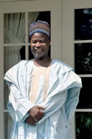 1) Ahmadou Ahidjo ||